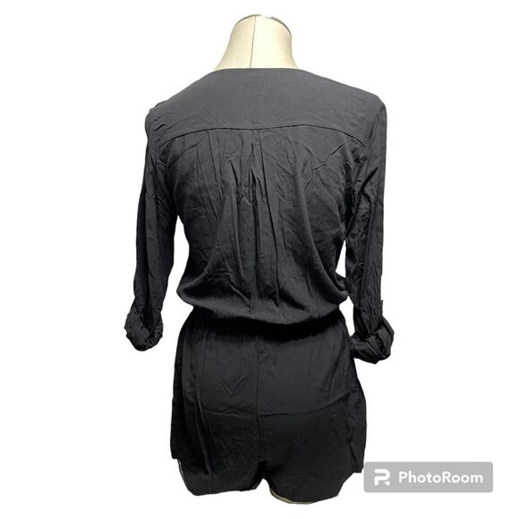 Guess Black Zip Up Shorts Romper With Drawstring Waist Gold Details Size M - Picture 2 of 11